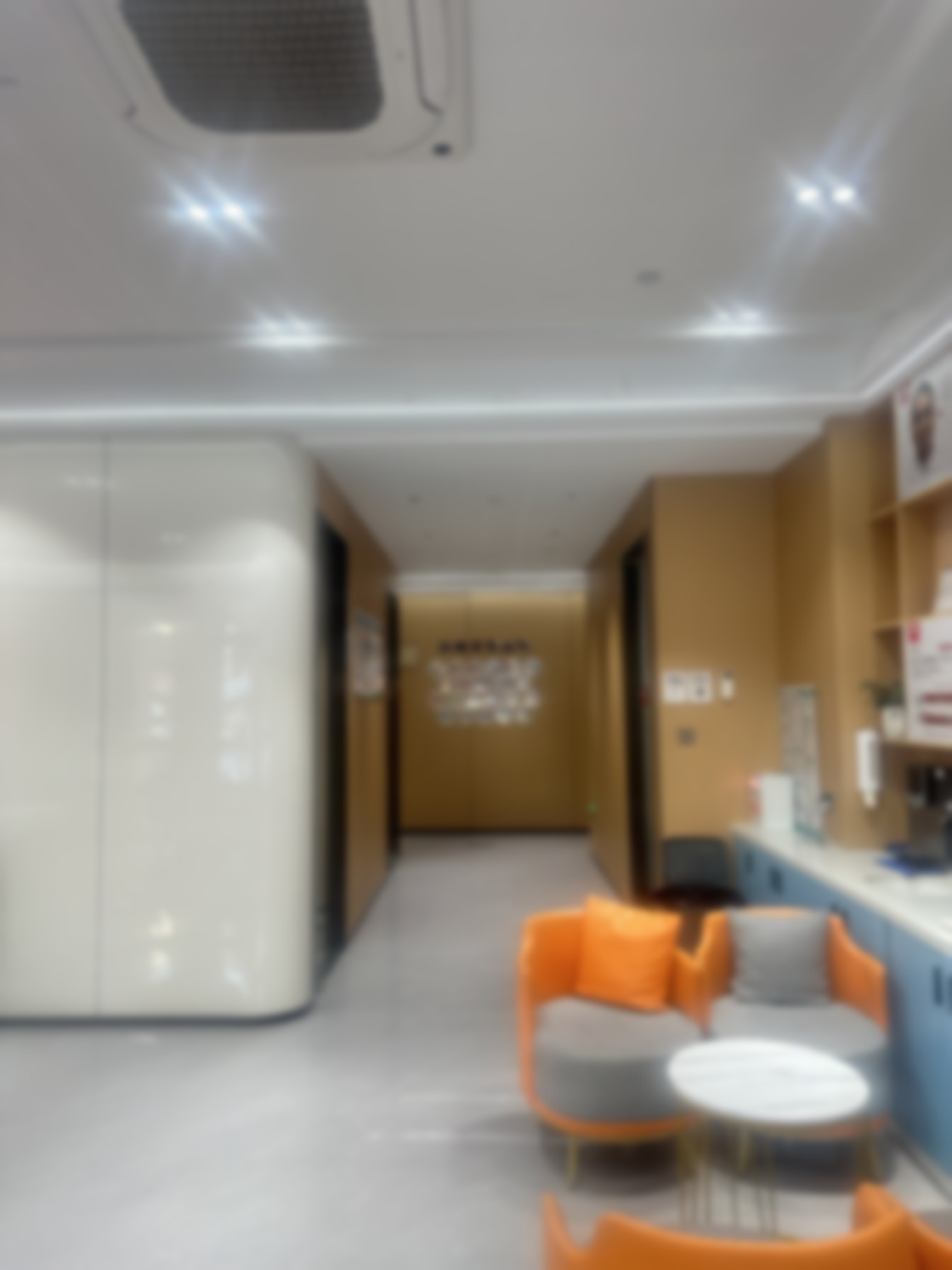 二、温州鹿城牙可美口腔门诊部医生团队，打造专精诊疗服务