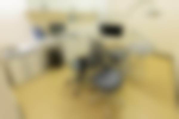 二、上海禾川口腔门诊部(川齐齿科)医生团队,打造专精诊疗服务