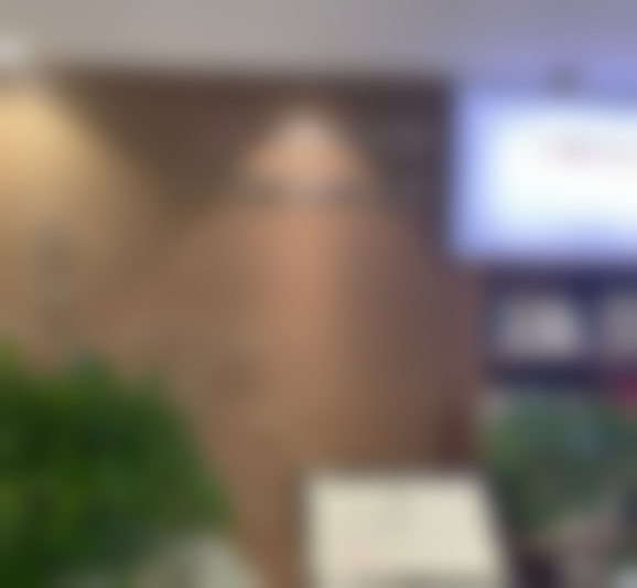 二、西安鼎秀口腔(曲江新区店)医生团队,打造专精诊疗服务