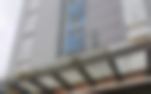 二、嵊州鼎植口腔门诊部医生团队,打造专精诊疗服务