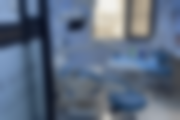 三、威海德韩牙博仕口腔门诊部（高区店）核心科室与特色项目