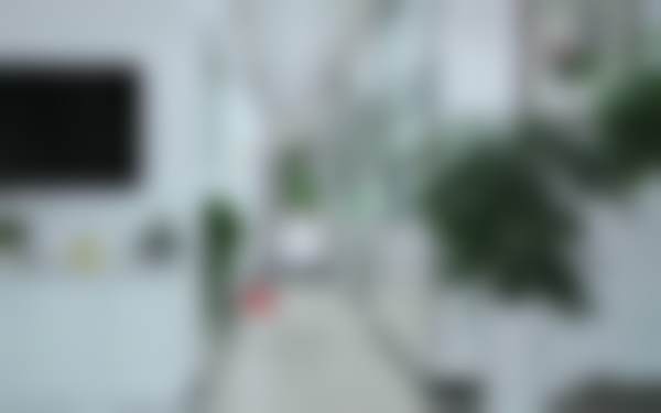 二、南京江北德贝口腔门诊部医生团队，打造专精诊疗服务