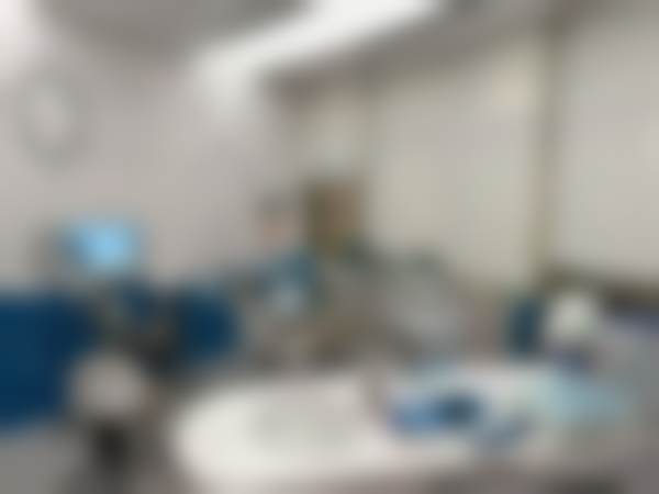 四、上海(福斯曼)美之静口腔门诊部（淮海中路店）设备介绍