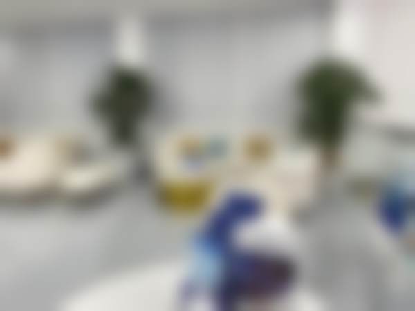 具有影响力资质与医疗团队:正规可靠的诊疗保护