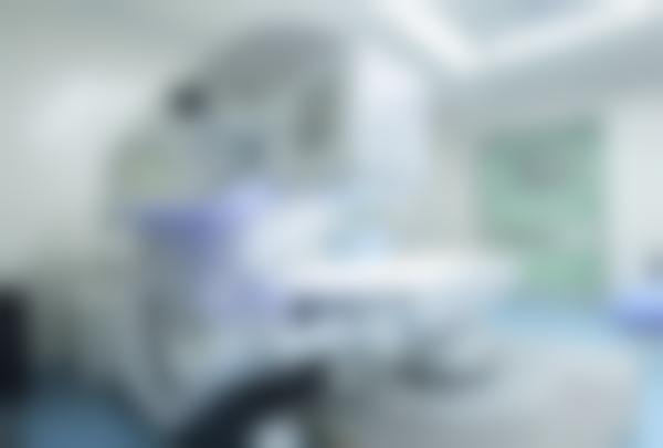 沈阳何氏眼科医院高青松属于什么级别？揭秘其职称资质与临床实力