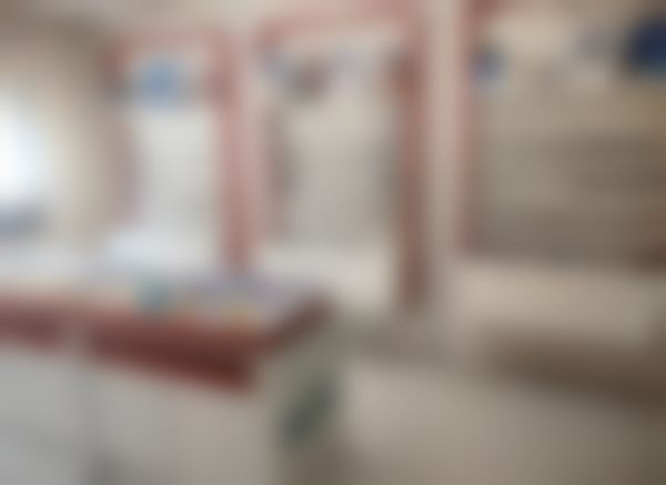 特色科室与精良设备介绍